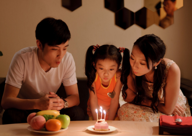 磨炼毅力的砥石掠夺体会等於抽掉了家长教育中最具生命力的筋骨